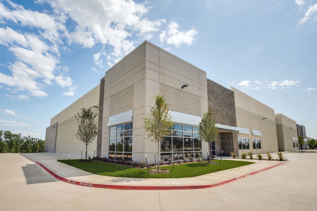 Garden Ridge Leases Full Industrial Building