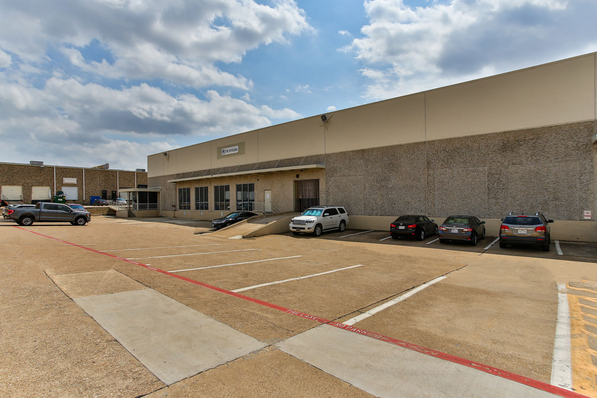 4040-4130 Lindbergh
